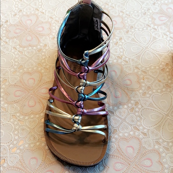 Oshkosh Kids Multi Gladiator Sandal👧🏻 - Picture 3 of 5